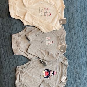 3 winter themed Gap 18-24 month onsies NWT